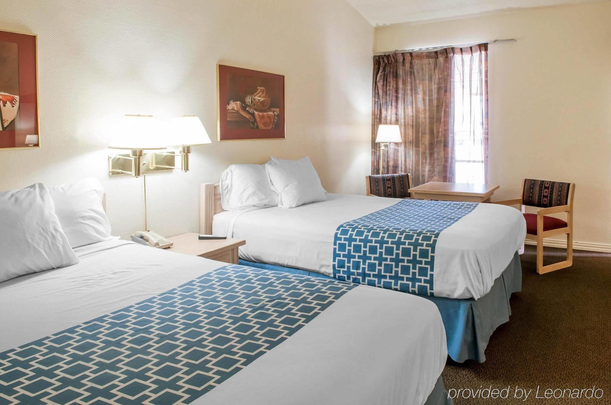 Rodeway Inn Whites City מראה חיצוני תמונה
